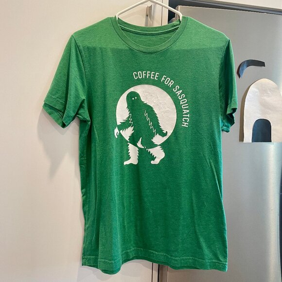 Coffee For Sasquatch T-Shirt Size Medium - Picture 2 of 4